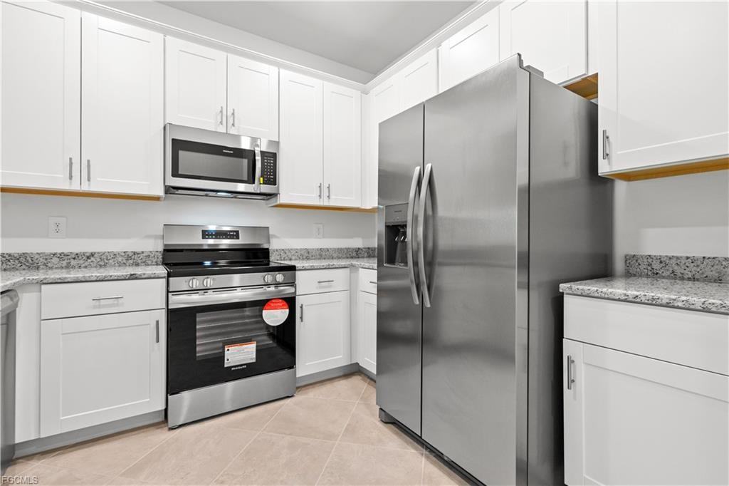 14156 Gardeners Way - Photo 3 of 8
