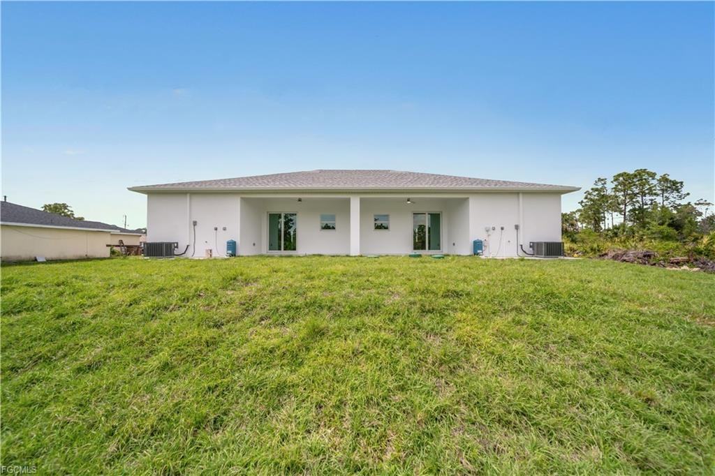 1155 Countess Ave - Photo 3 of 8