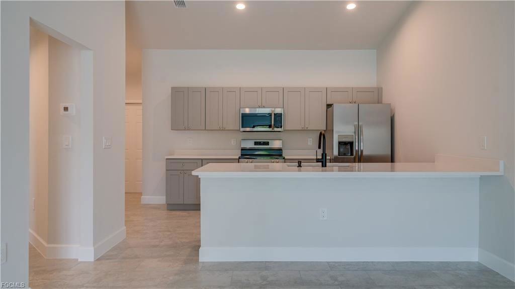 4604 Sw 8th Ct - Photo 7 of 8