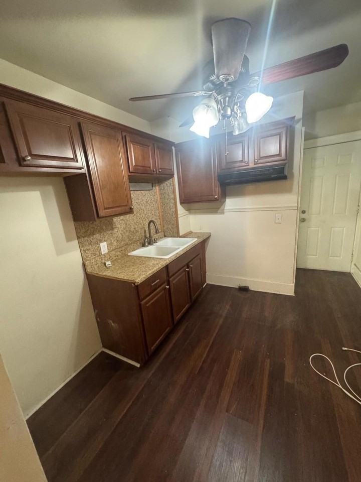 16160 San Juan Dr - Photo 7 of 10