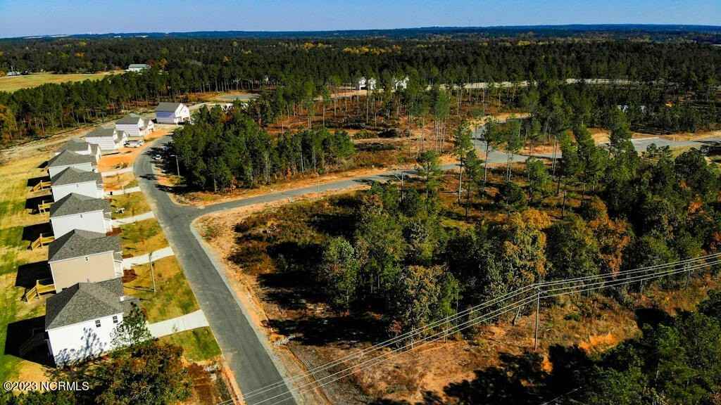 517 Stadium Dr - Photo 3 of 39