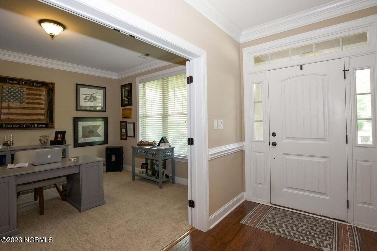 120 Hadley Ct - Photo 7 of 50