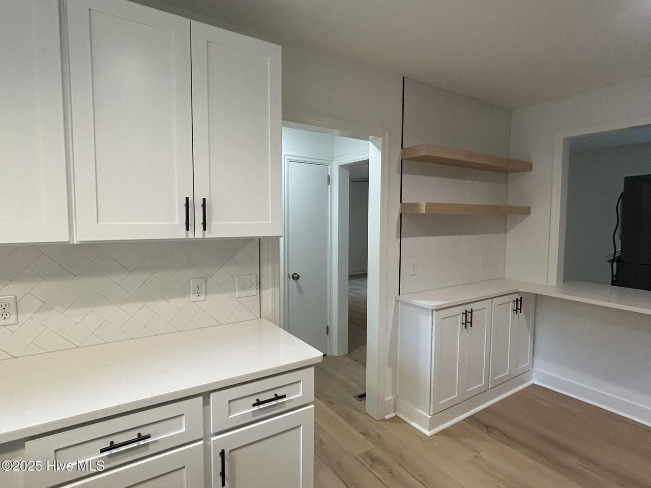 4929 Oleander Dr - Photo 7 of 27