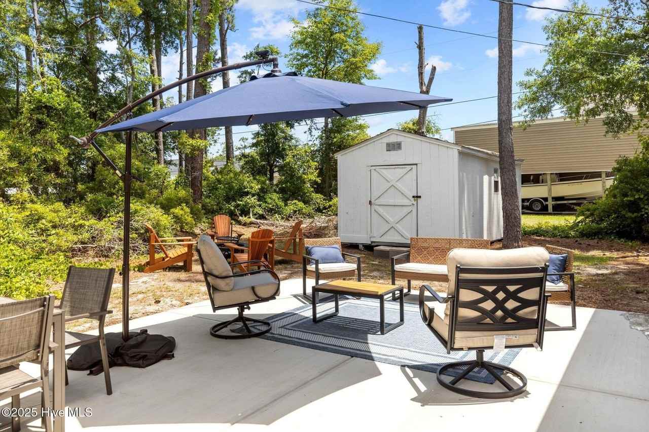 201 Loma Linda Drive - Photo 3 of 29