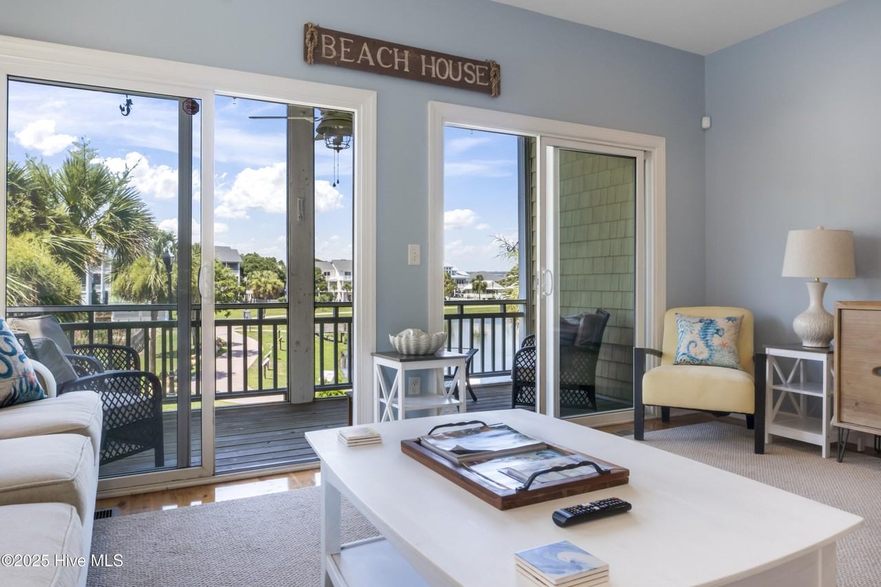 316 Columbia Ave Apt 1 #1 - Photo 5 of 19