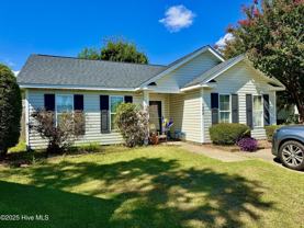 1202 Saint Charles Circle - Photo 1 of 1