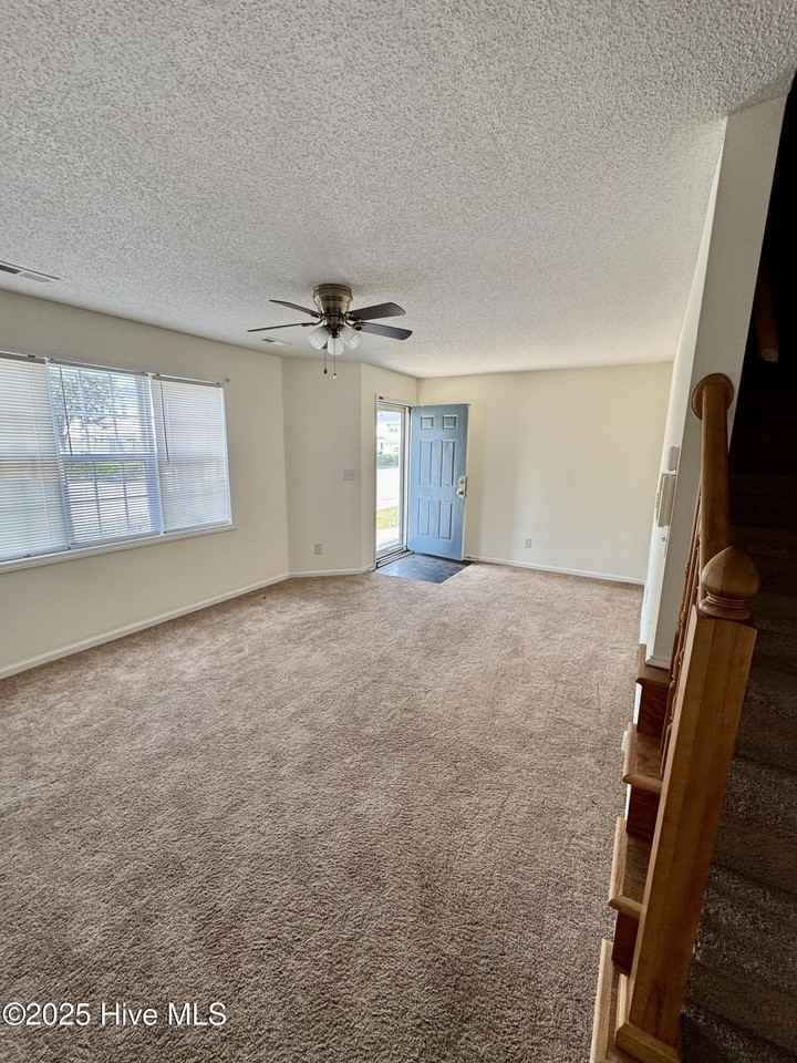 3939 Sterling Pointe Dr Unit Sss4 #SSS4 - Photo 5 of 10