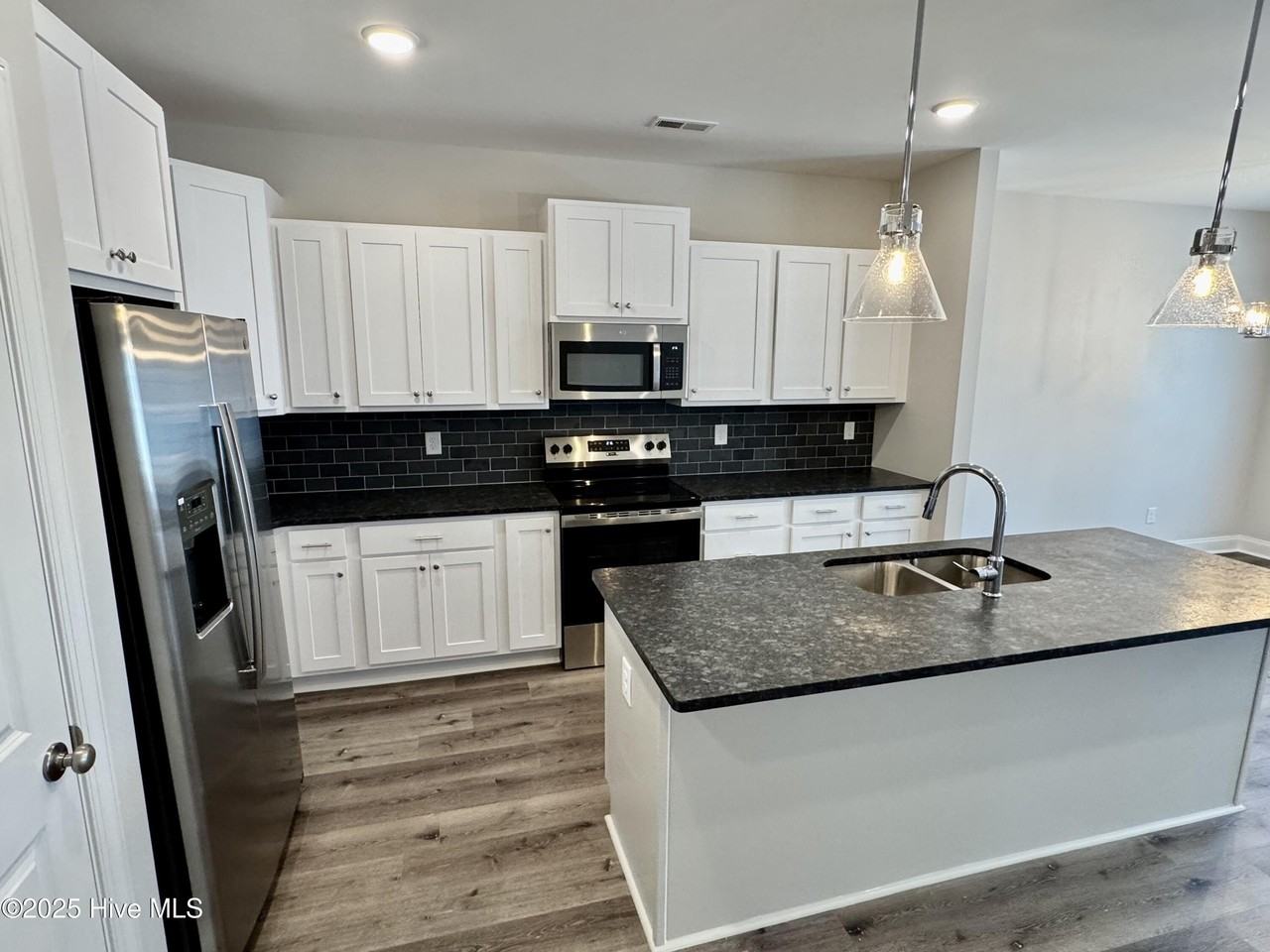 1404 Hartley Ln #C - Photo 3 of 33