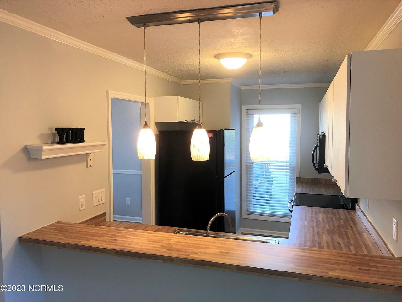 1843 Savannah Ct Unit A6 #A6 - Photo 6 of 20