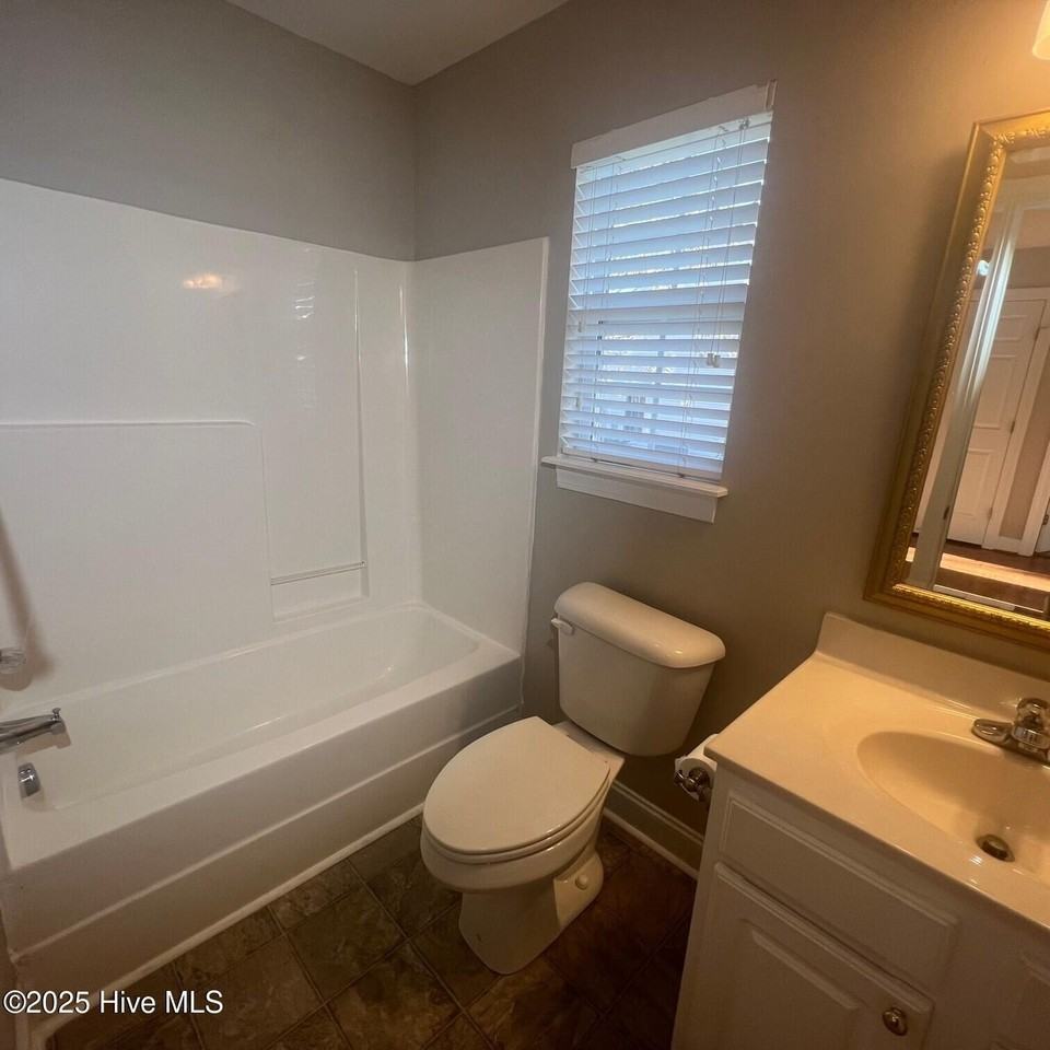 310 Jeremy Lane #B - Photo 7 of 15