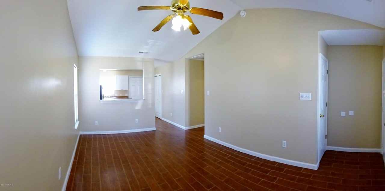 1076 West Pueblo Drive - Photo 2 of 20