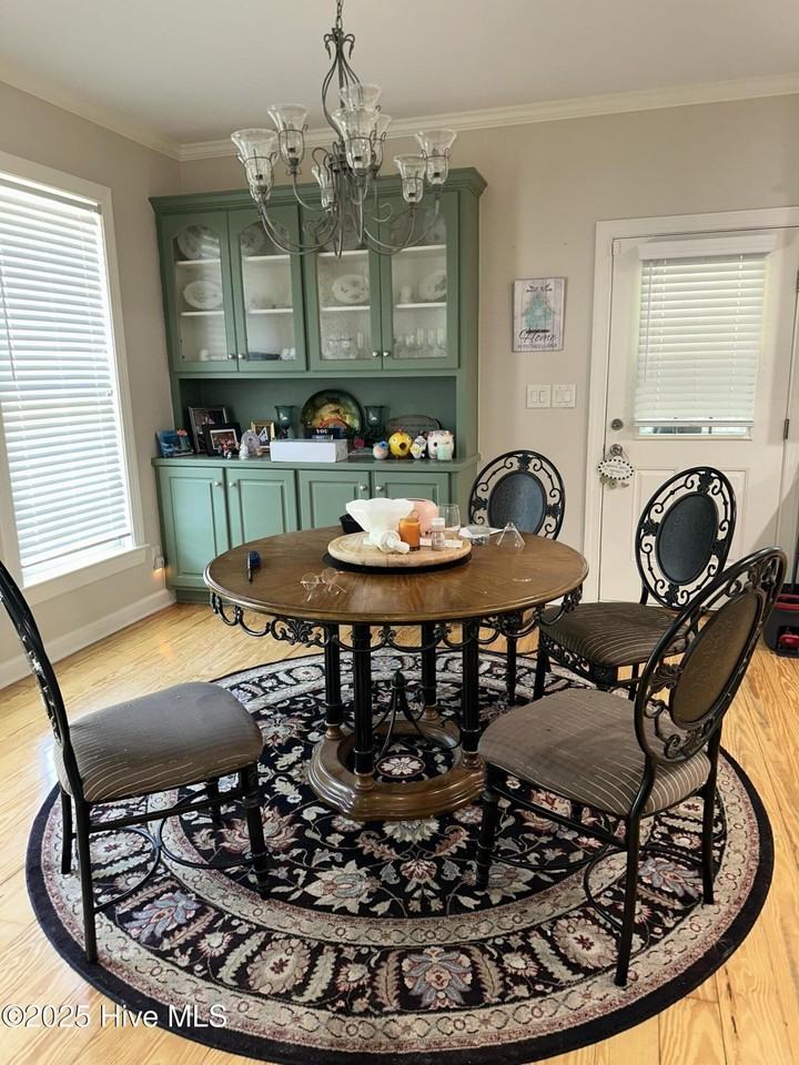 801 Sawmill Lndg - Photo 3 of 14