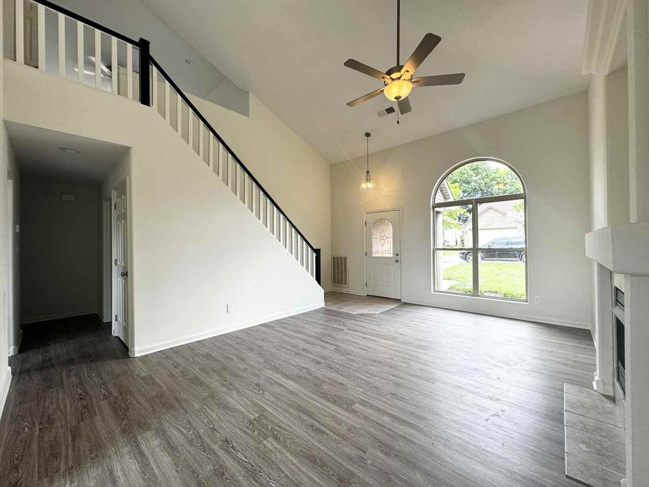 409 Ella Rae Ln - Photo 6 of 43