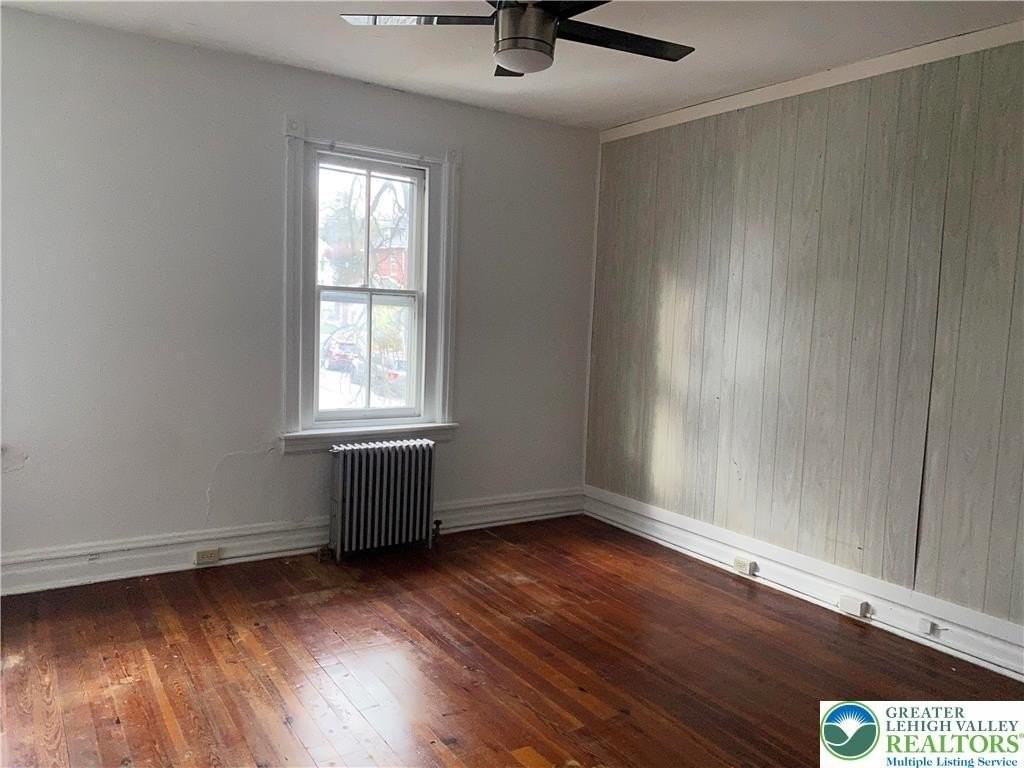 112 13th Ave - Photo 3 of 6