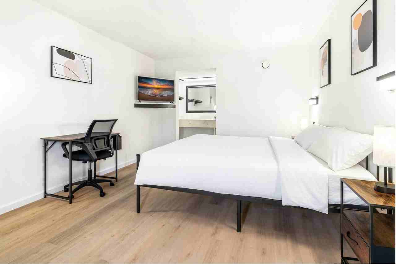 Bridge City Ave - Photo 5 of 42