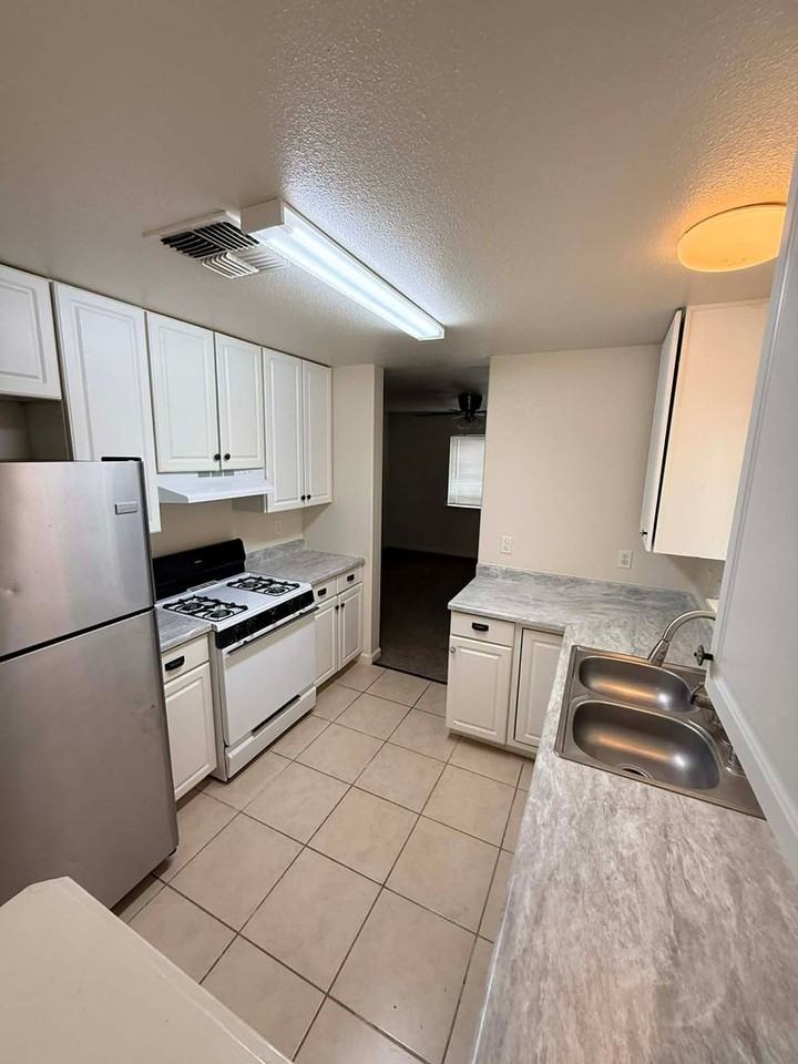 0616 - 2909 Godman - Photo 2 of 6