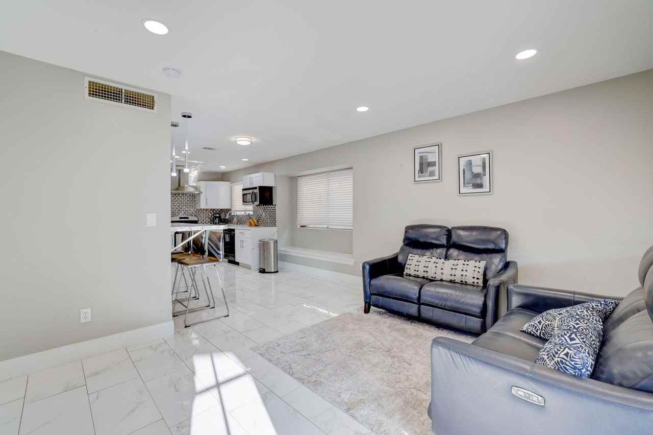 El Pico Dr - Photo 6 of 15