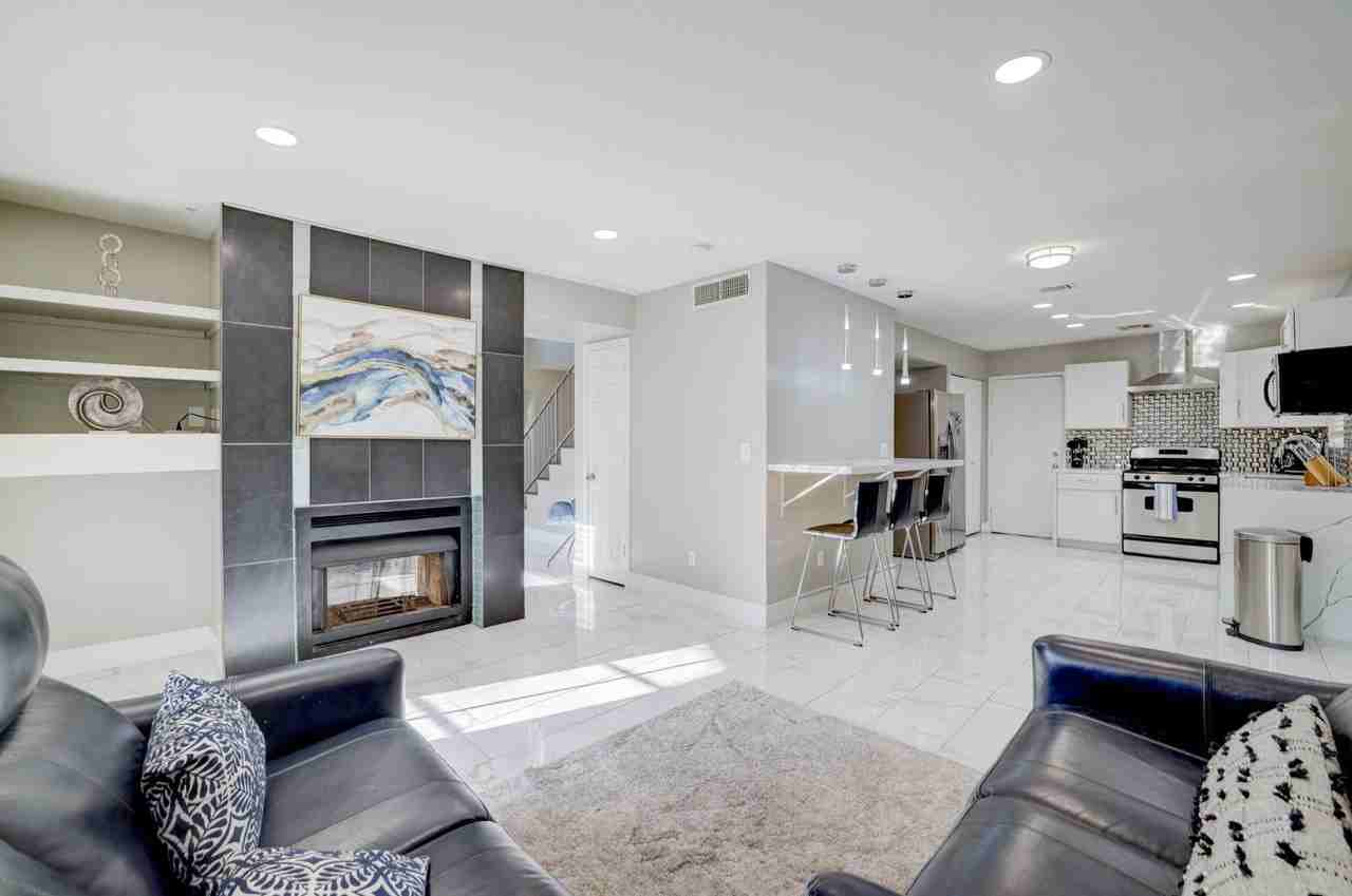 El Pico Dr - Photo 7 of 15