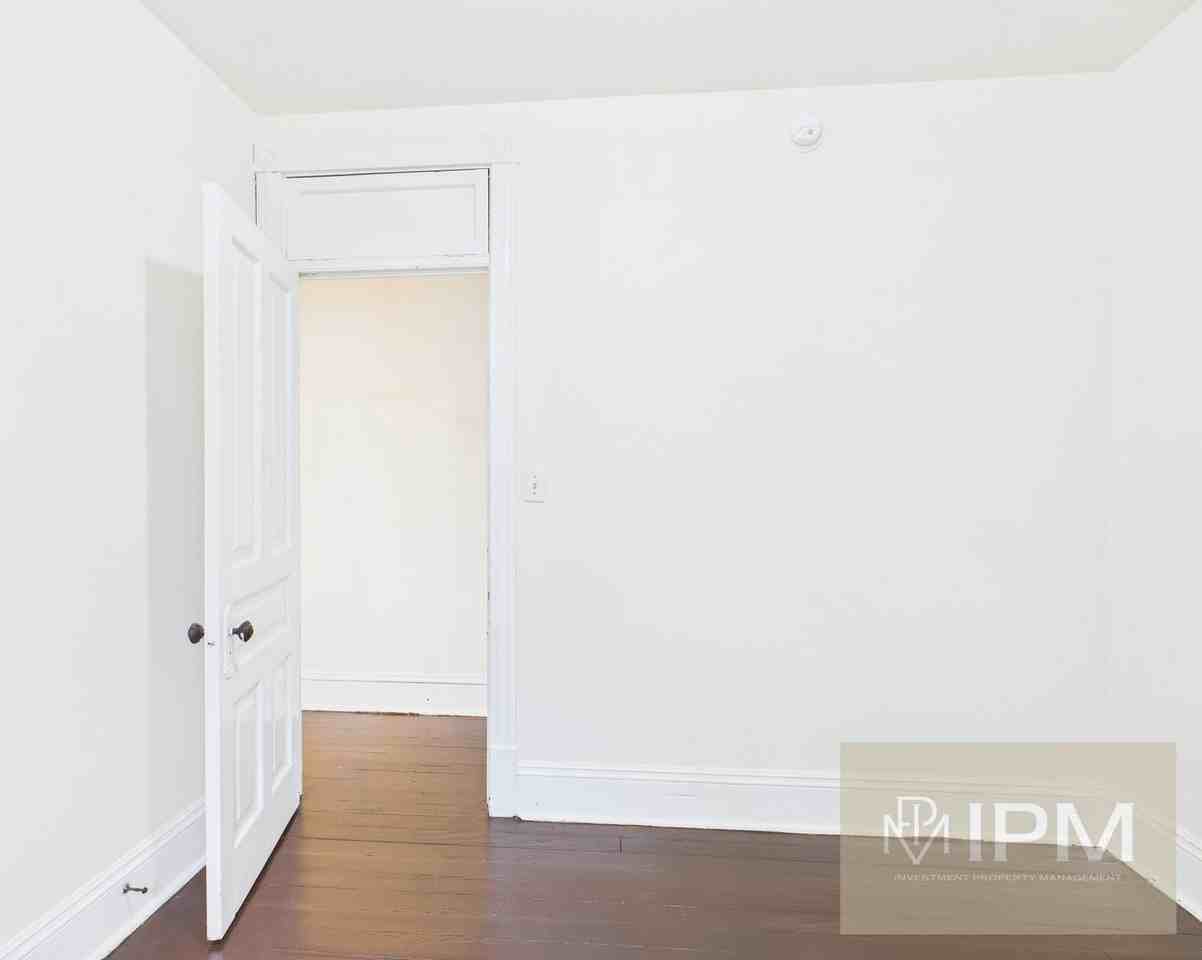 28 N Grant St - Photo 7 of 27