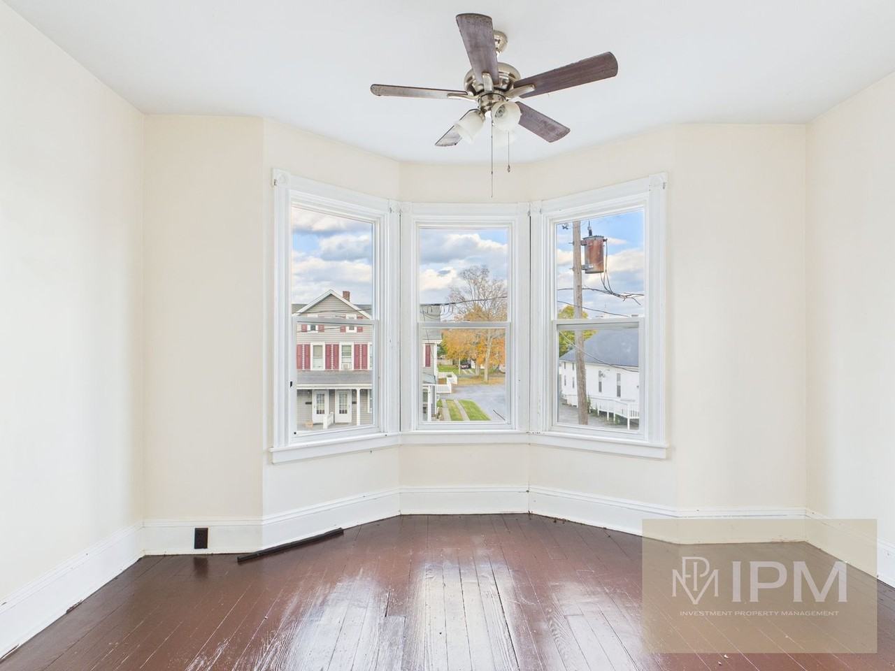 28 N Grant St - Photo 4 of 28