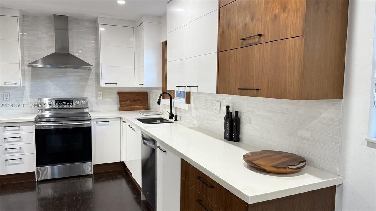 1541 Garcia Ave - Photo 5 of 23