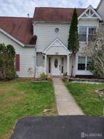 featured image of 15 Van Pelt Ct