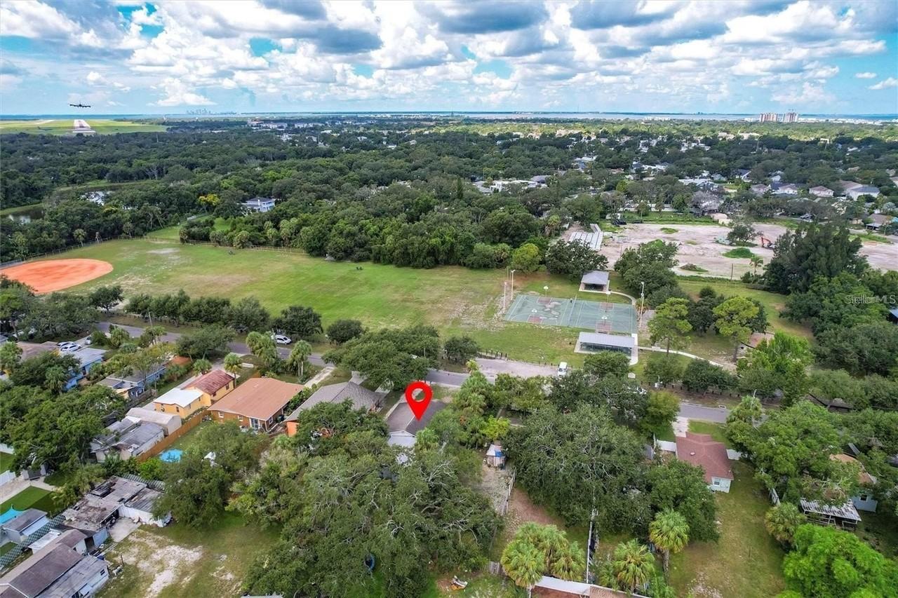 6230 S Martindale Ave - Photo 3 of 20