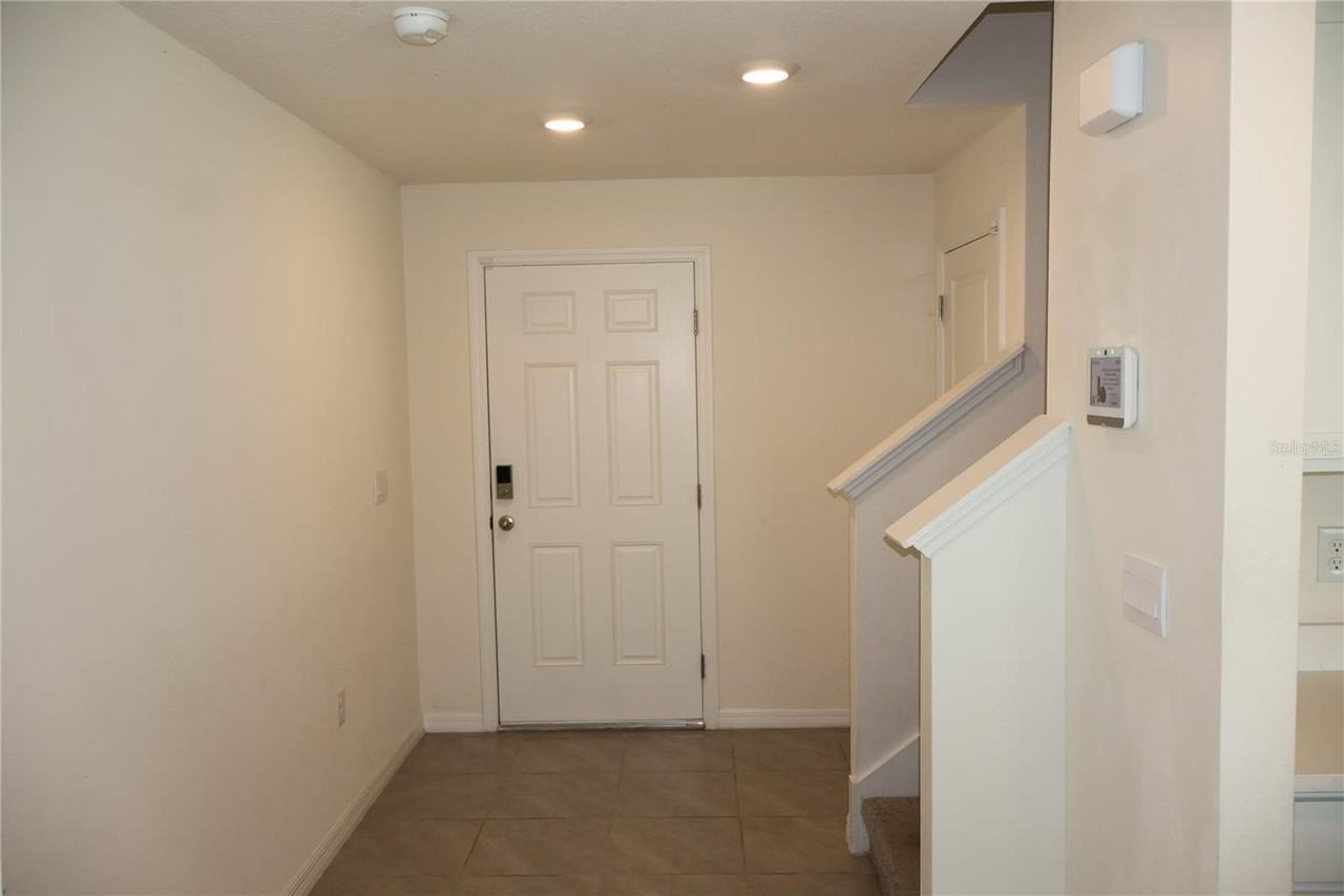 8627 Sw 45th Ct - Photo 2 of 39