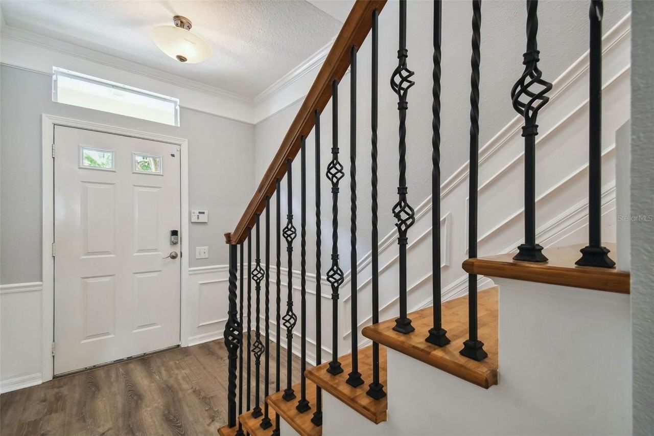 3183 Bayshore Oaks Dr - Photo 4 of 46