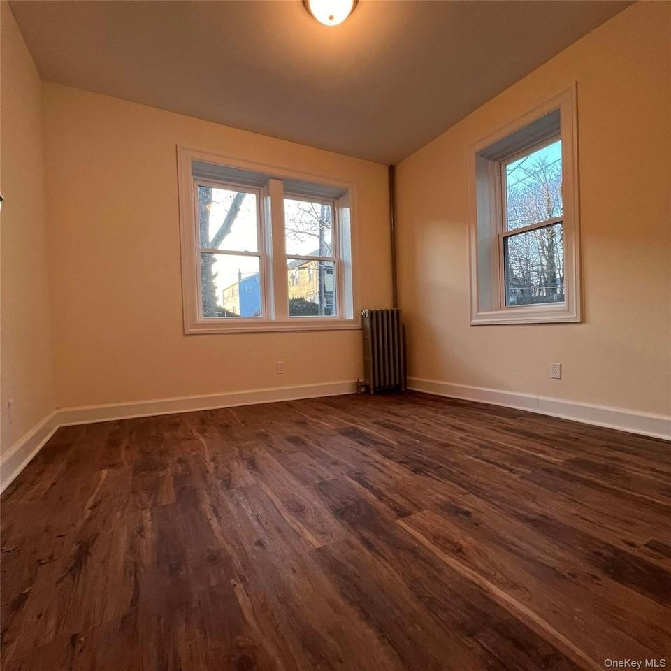 451 S 10th Ave Apt 2r #2R - Photo 4 of 13