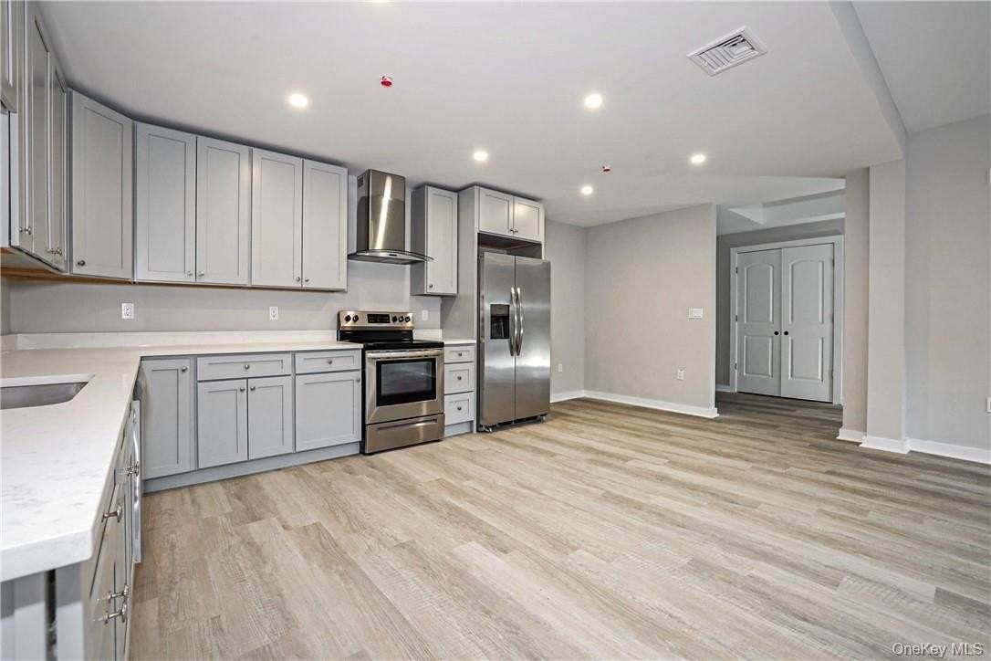 500 Commerce St - Photo 5 of 29