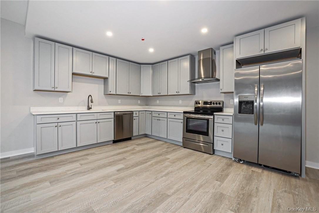 500 Commerce St - Photo 6 of 29