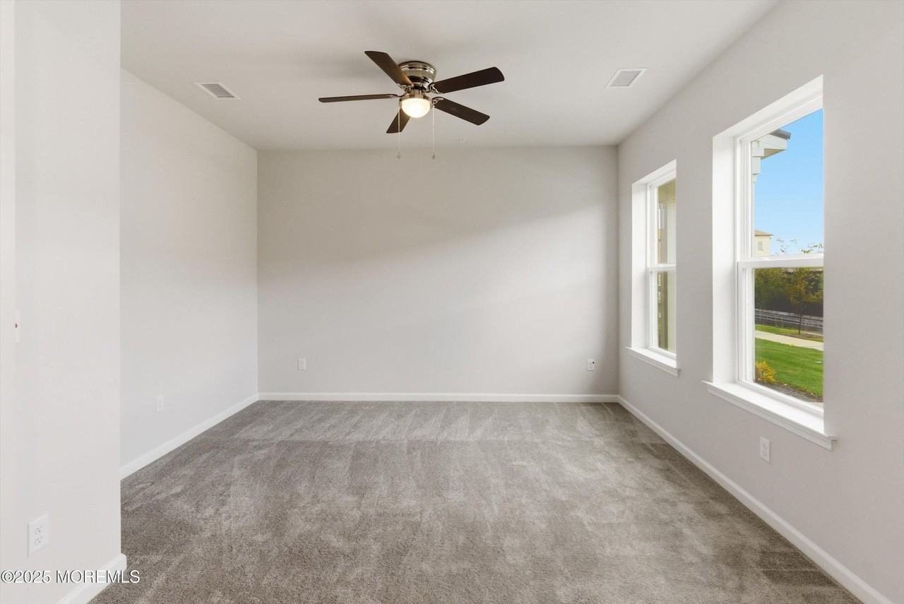 12 Barton Avenue - Photo 3 of 22