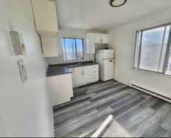 featured image of 3630 Rue Sherbrooke Est #22