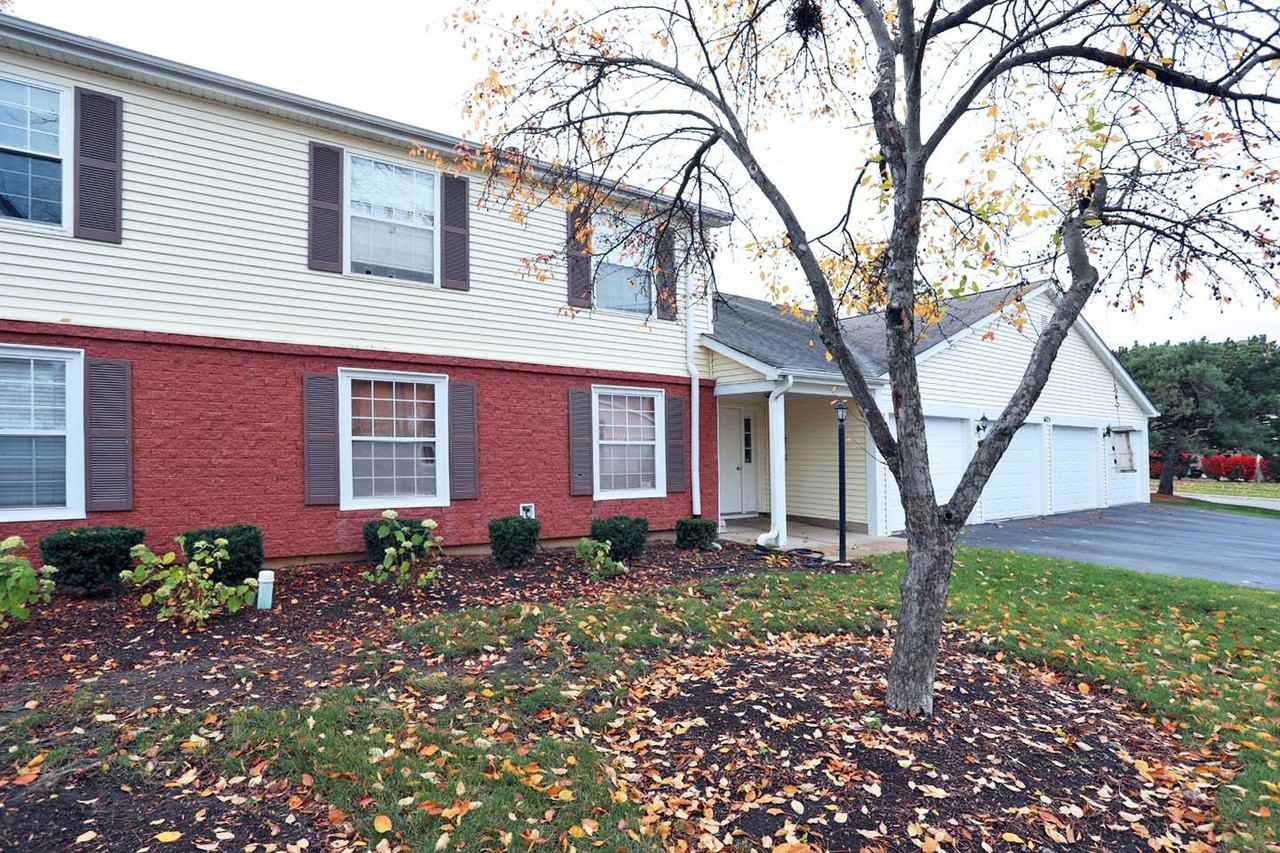 675 Greenfield Court #D2 - Photo 4 of 27