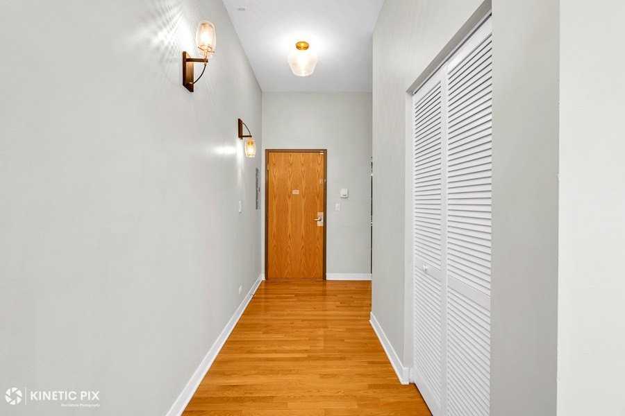 1 South Leavitt Street #209 - Photo 5 of 30