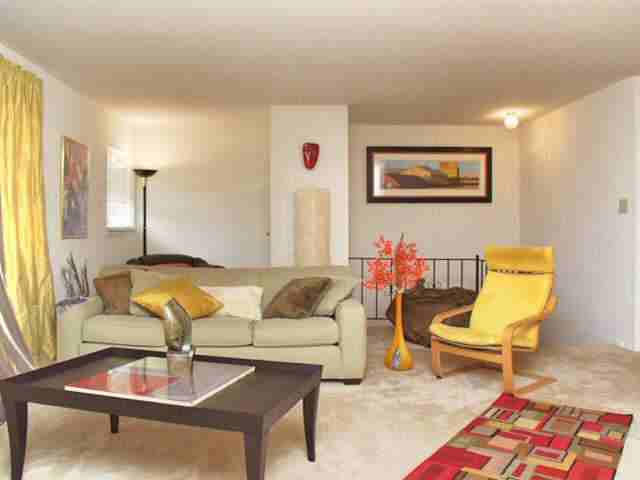 Pointe Breeze Apartments LLC - Photo 2 of 12