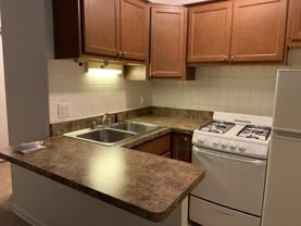 W Roscoe St & N Broadway - Photo 1 of 1