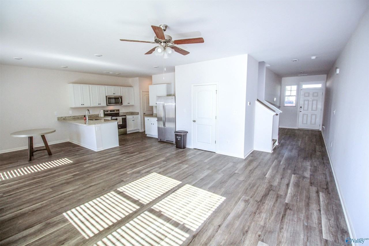 167 Maple Spring Trl - Photo 5 of 28