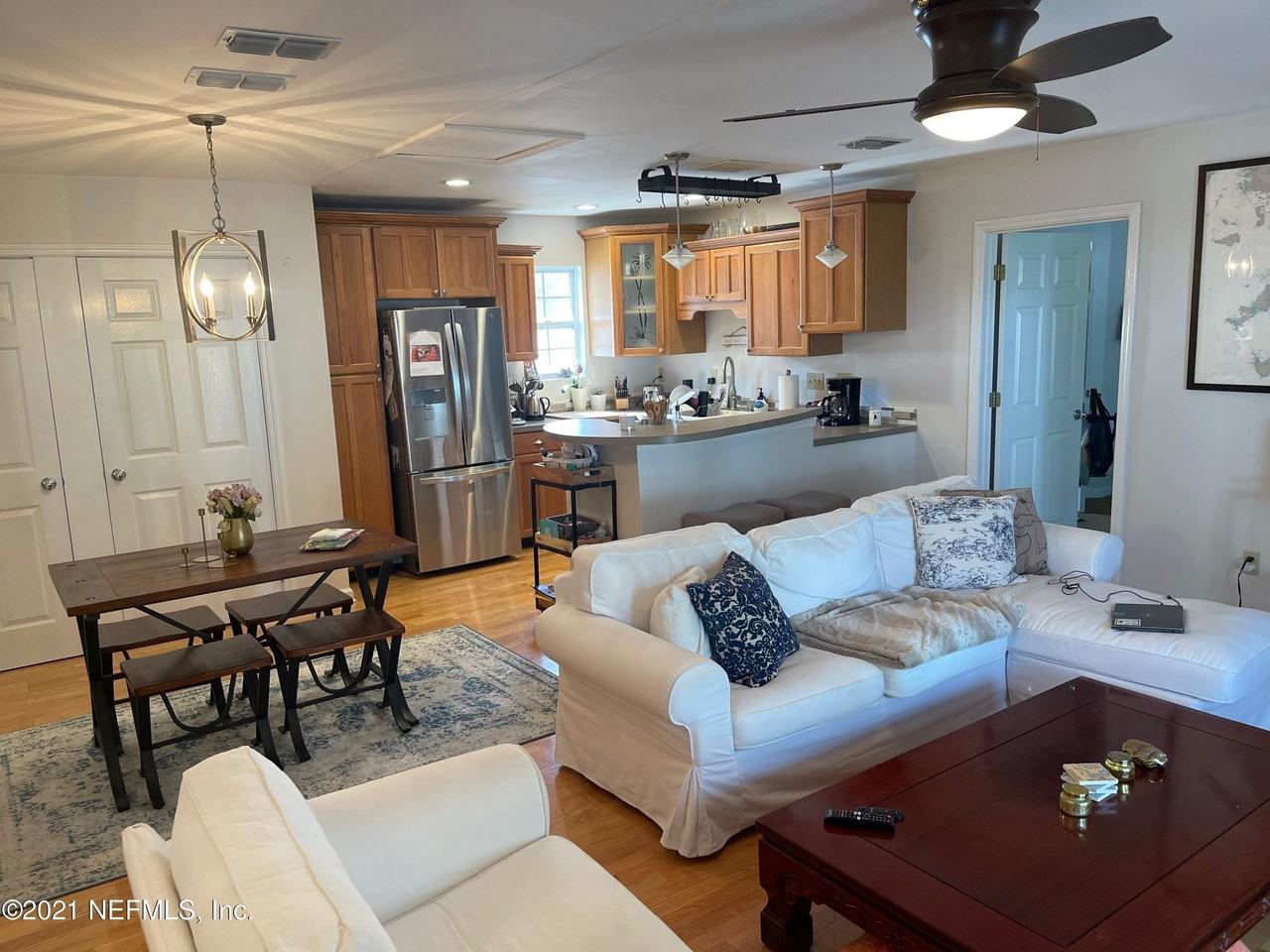 310 7th St - Photo 2 of 16