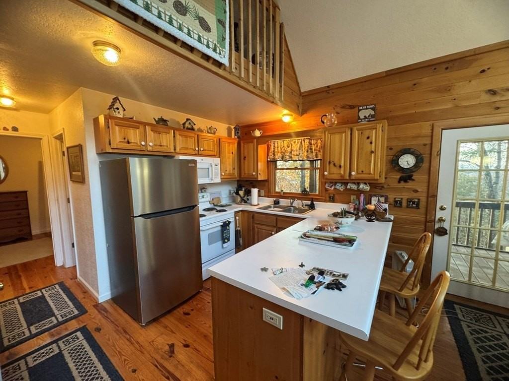 664 Fox Run Dr - Photo 6 of 19