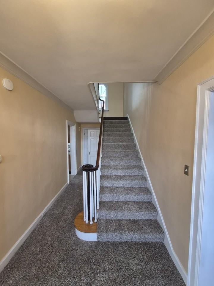 2843 Ashland Ave - Photo 2 of 20