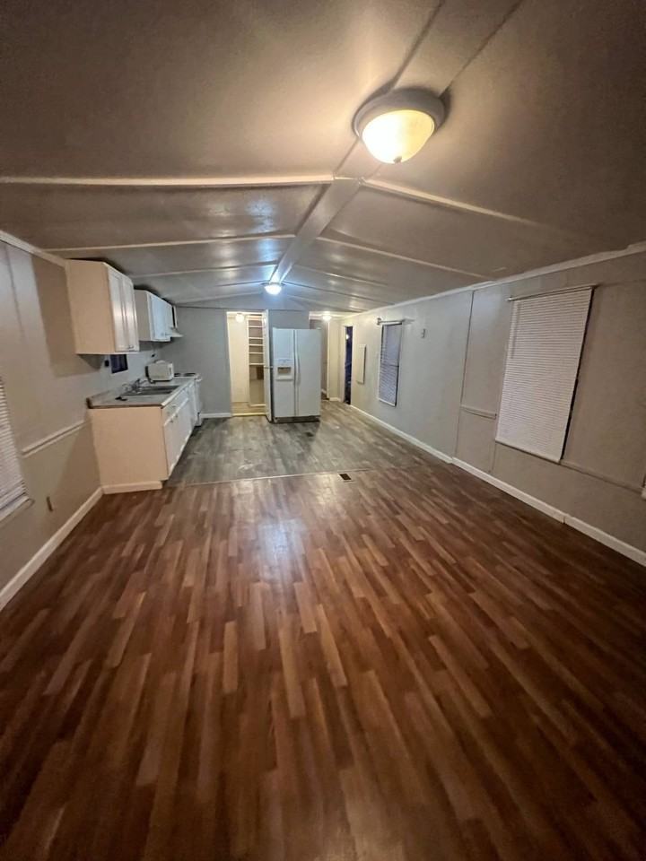 92 White Oak Drive - Photo 5 of 6