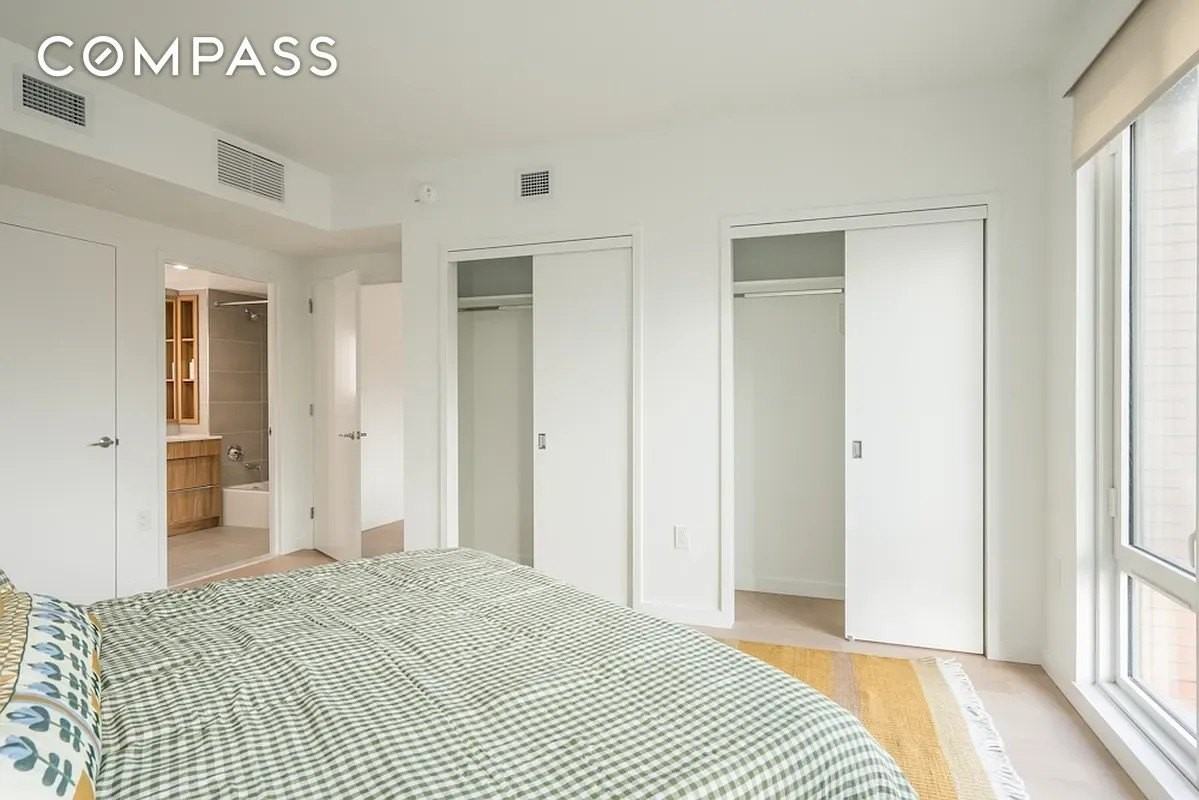 975 Nostrand Ave #330 - Photo 7 of 21