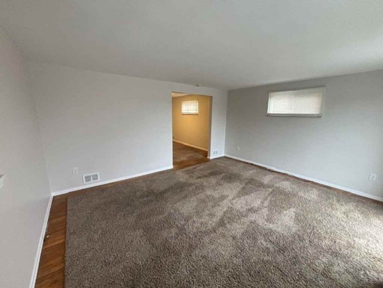 3042 Canbet Drive - Photo 5 of 33