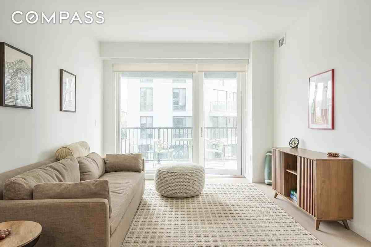 975 Nostrand Ave #241 - Photo 7 of 18