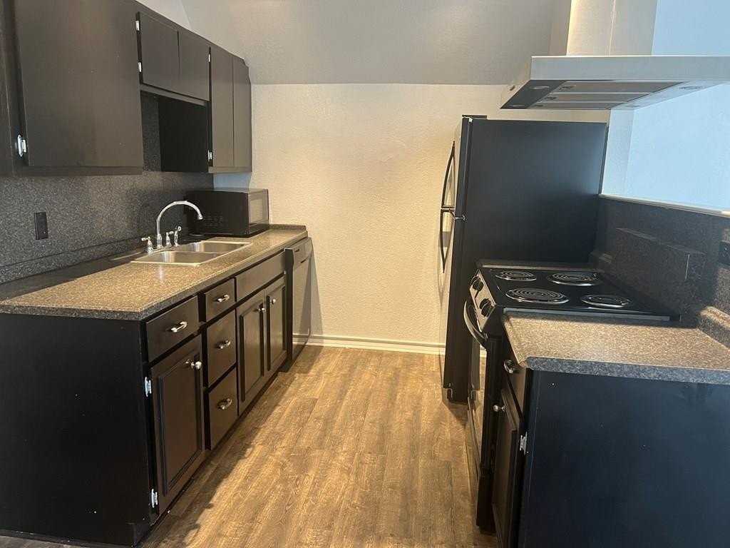 510 George Ave - Photo 7 of 12