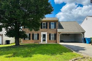 featured image of 4826 Golfview Drive Northeast