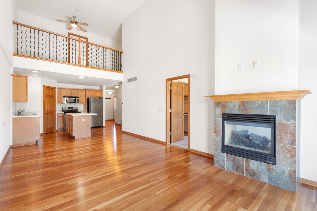 Meadowview Commons Condominiums - Photo 5 of 10