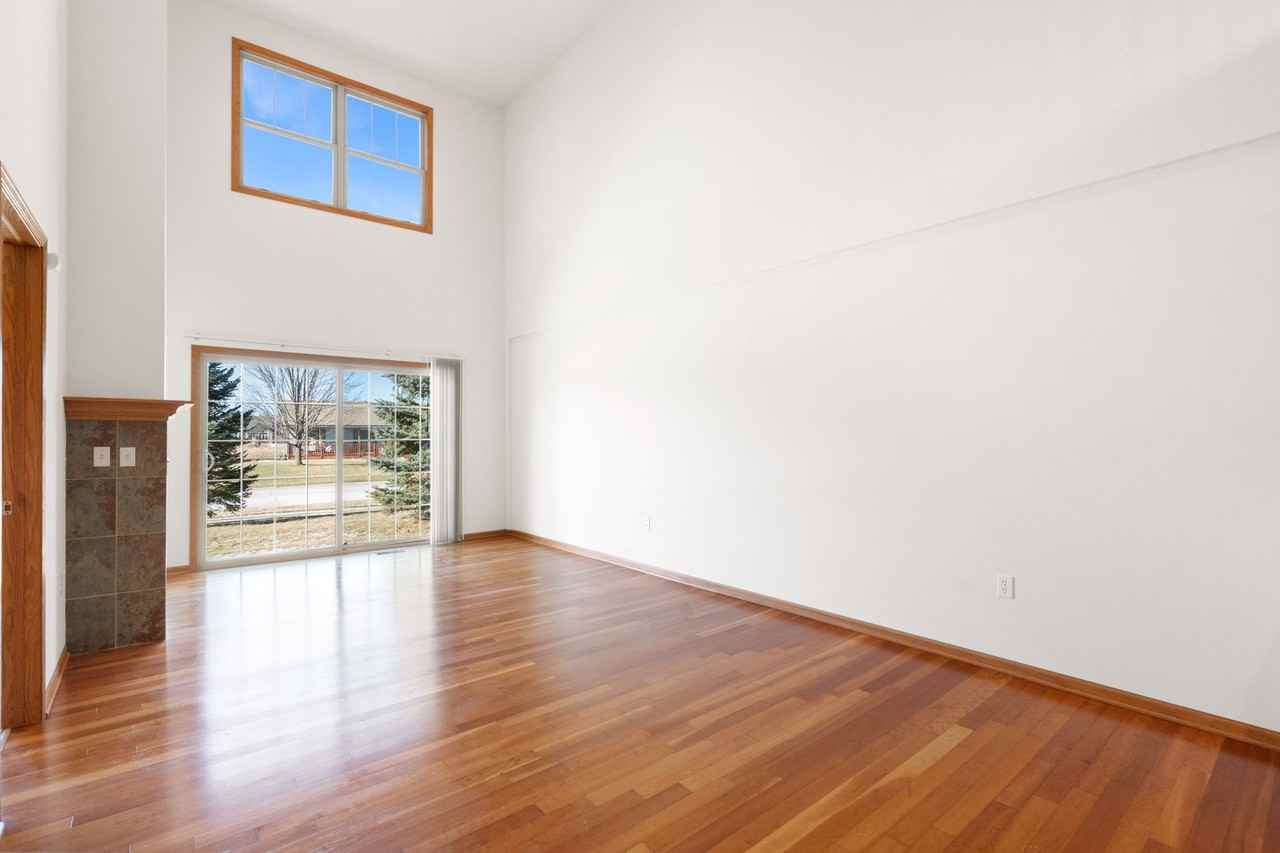 Meadowview Commons Condominiums - Photo 7 of 10